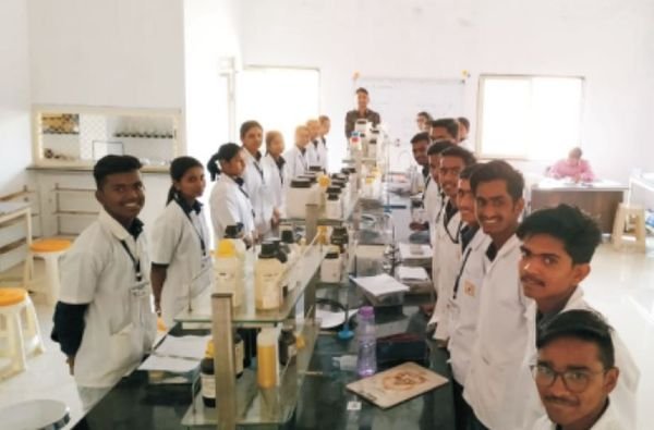 Pharmacy laboratory