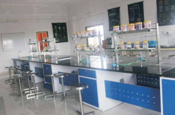 Pharmacy laboratory